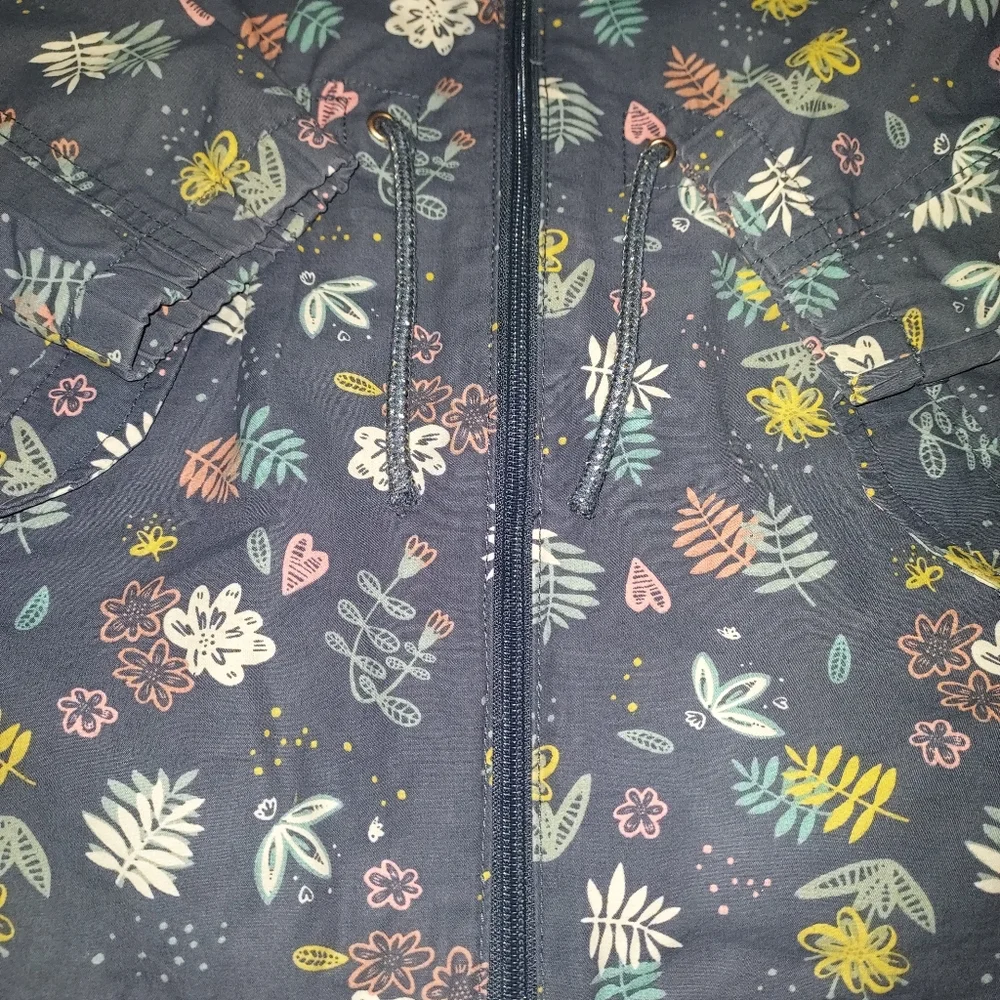 Spring/fall light jacket 4-6 - Picture 2 of 6